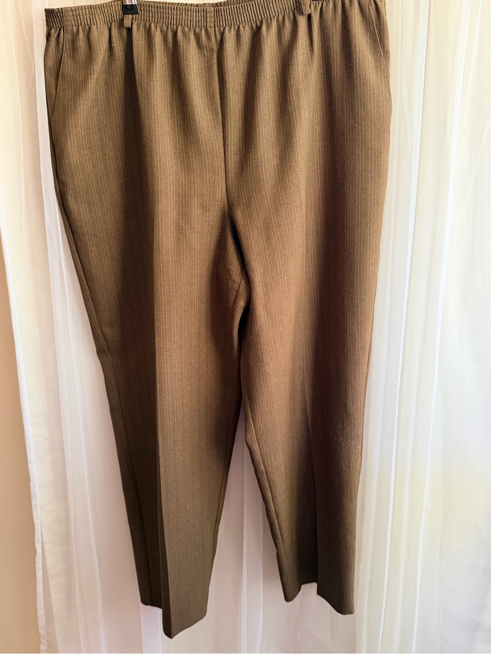 Alfred Dunner Women’s Brown Elastic Waist Dress Pants work pants